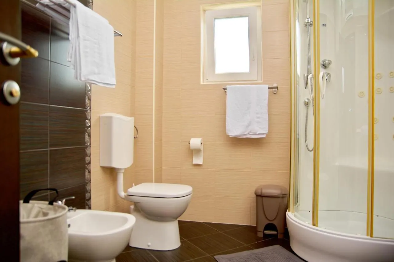 Apartment Stancija Loj With Private Pool Buje 0*,